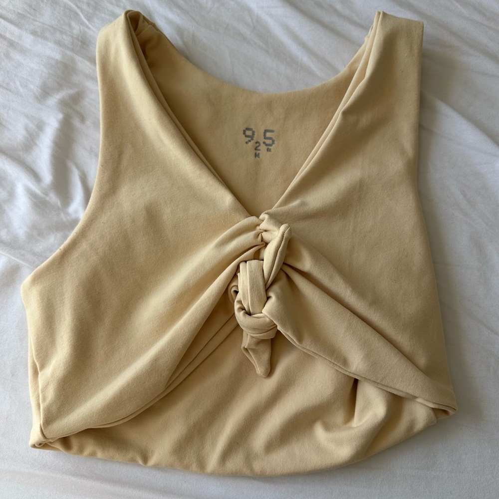 925 Fit (M) Yellow Crop V Neck Sports Bra Tie Wrap Tank Top Butter Yellow